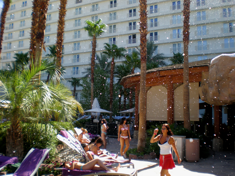 fake snow machines at rehab Hard Rock casino las Vegas